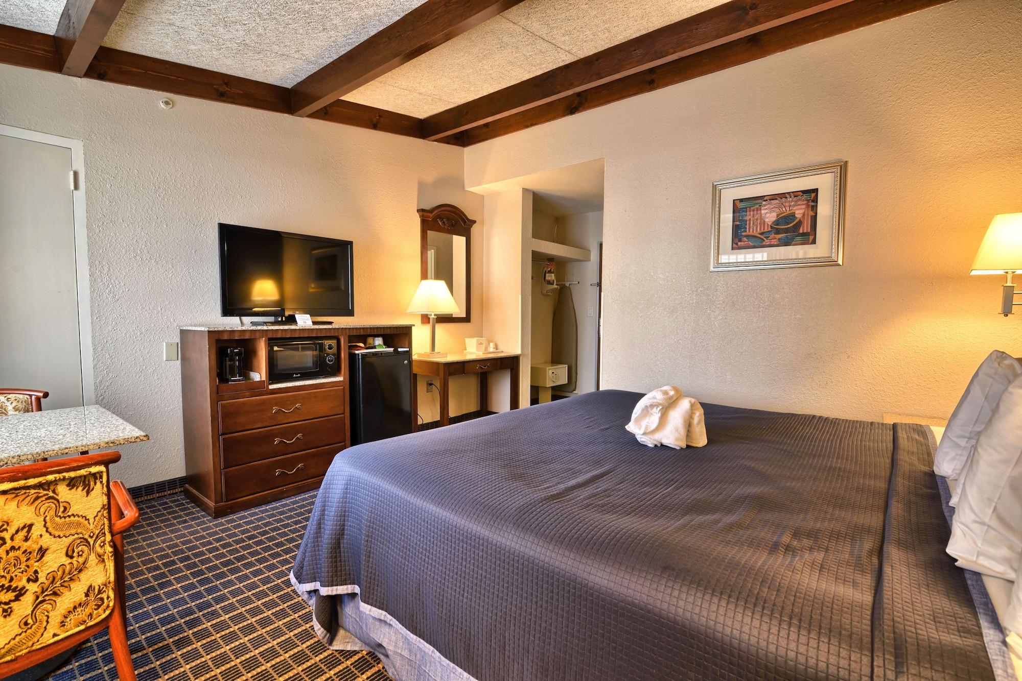 Howard Johnson By Wyndham Bangor Esterno foto