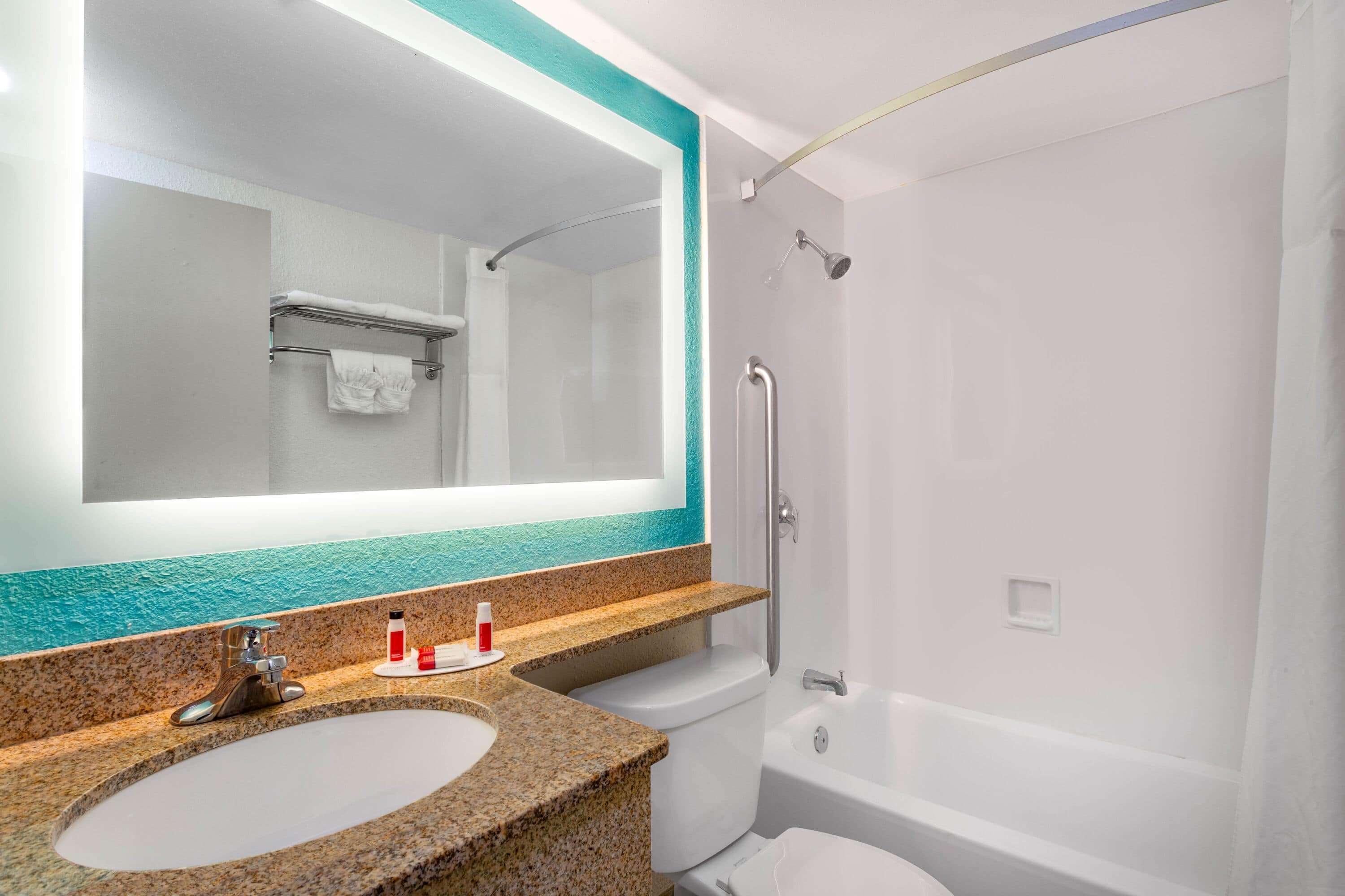Howard Johnson By Wyndham Bangor Esterno foto