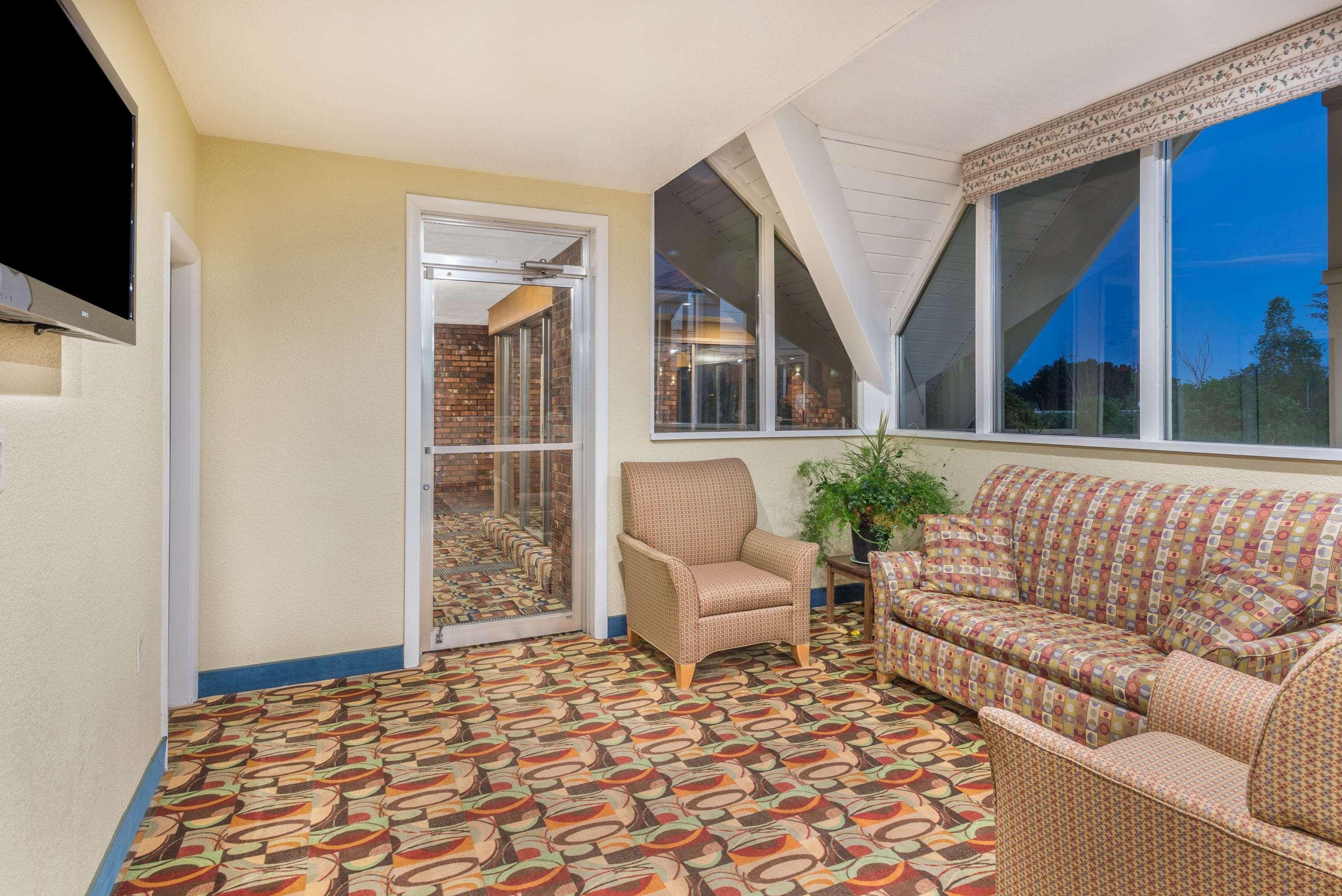 Howard Johnson By Wyndham Bangor Esterno foto